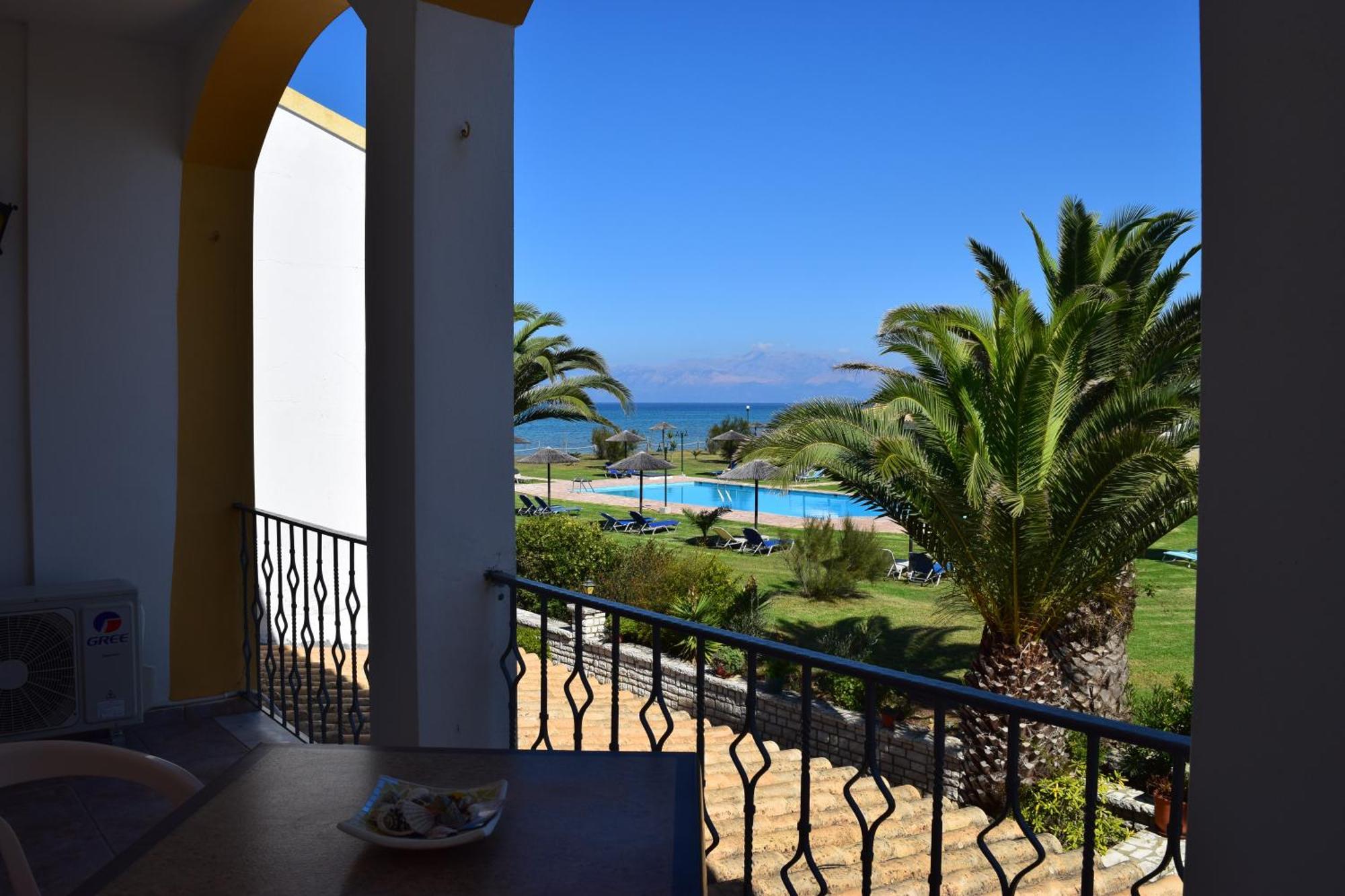 روذا S&C Kosmos Beach Resort المظهر الخارجي الصورة
